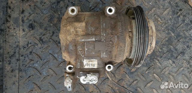Компрессор кондиционера Kia Spectra