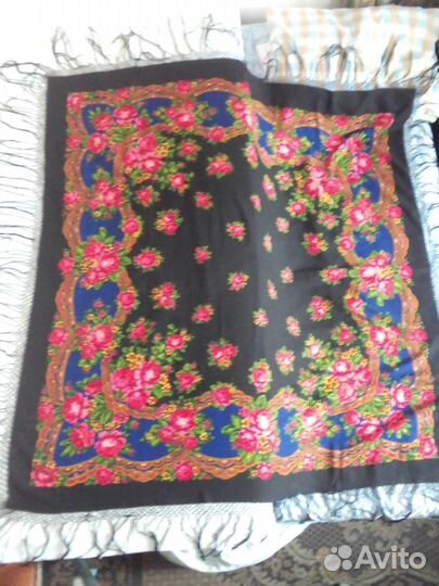 Платок шерстяной