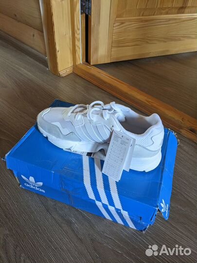 Кроссовки Adidas Young 96 8UK