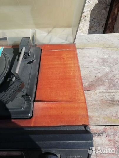 Проигрыватель винила