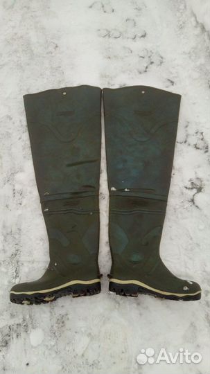 Резиновые сапоги