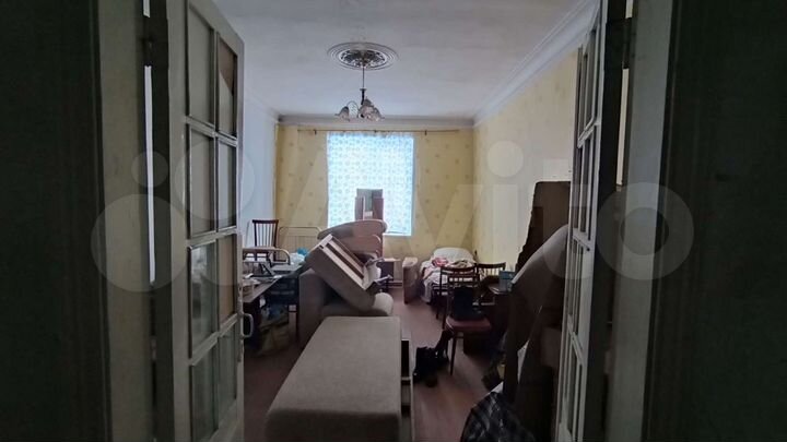 2-к. квартира, 58 м², 1/2 эт.