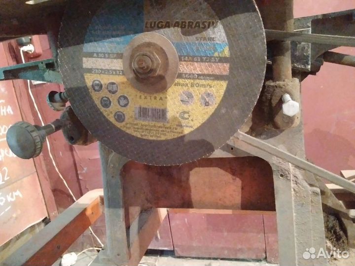 Деревообрабатывающий станок