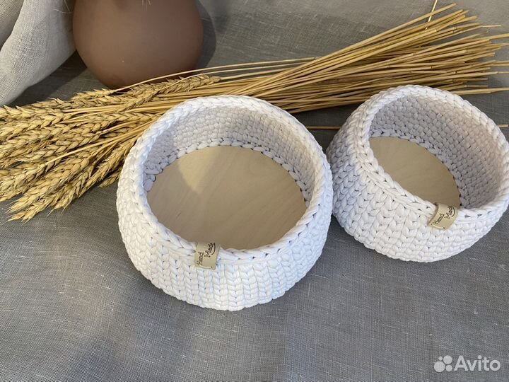 Вязаные корзинки
