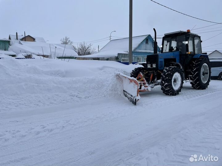 Трактор МТЗ (Беларус) 1221.2, 2011