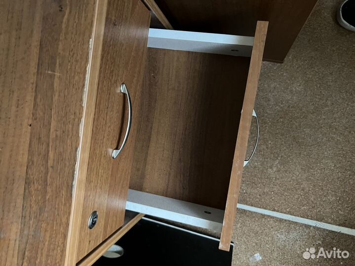 Тумба офисная выкатная