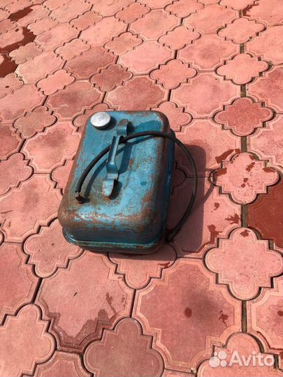 Бак для лодочного мотора