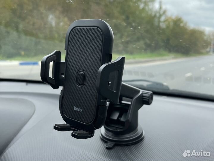 Подставка для телефона в машину