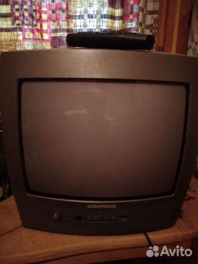 Телевизор Grundig б/у рабочий