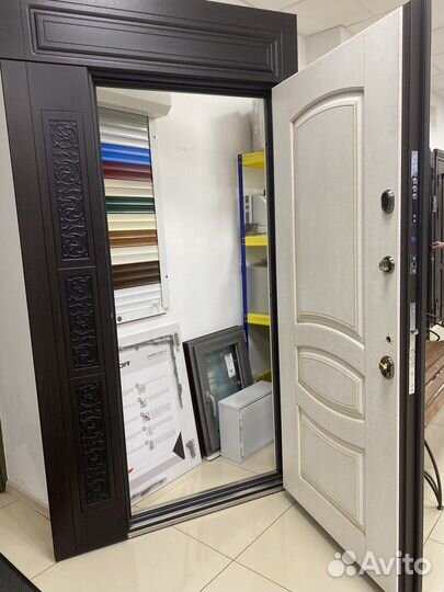 Дверь металлическая в коттедж двухстворчатая