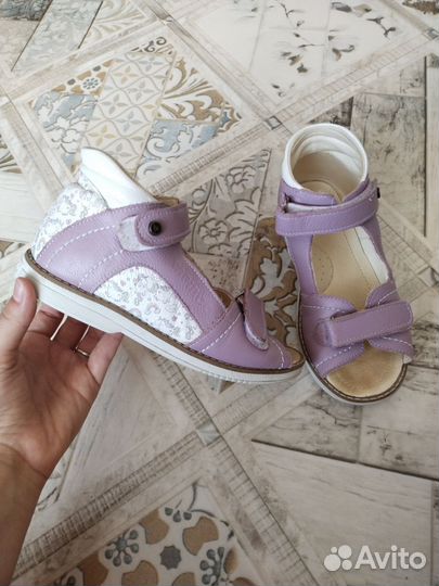Босоножки для девочки