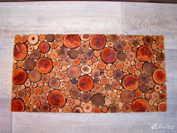 Панно из спилов дерева 30см х 60см