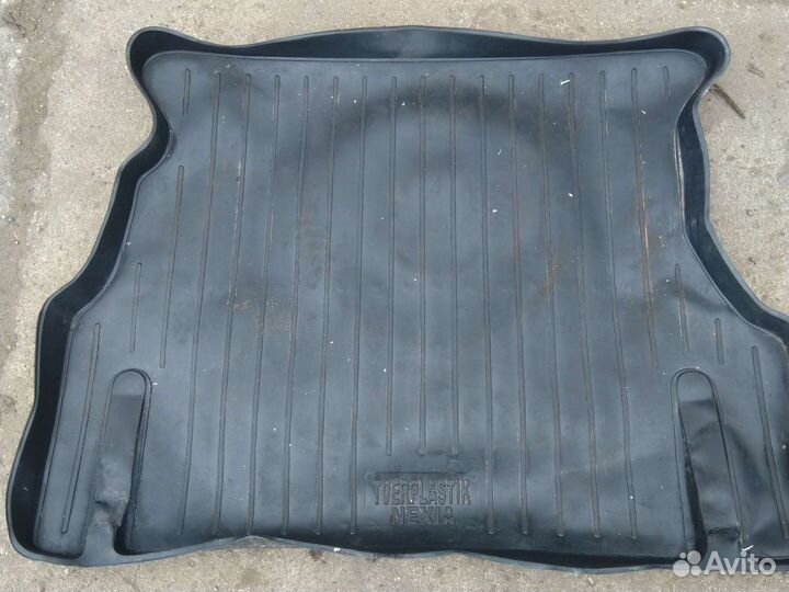 Коврик в багажник деу нексия