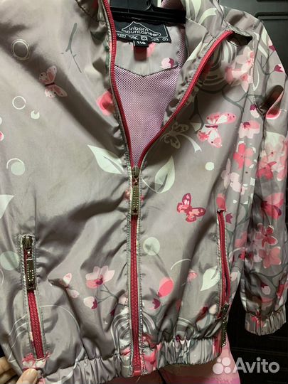 Ветровка для девочки
