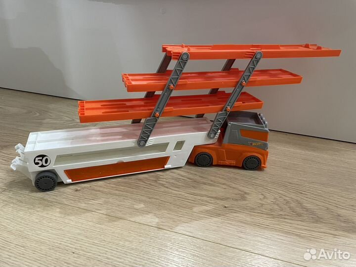 Hot wheels автовоз