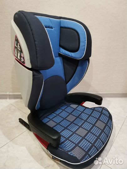 Детский кресло и бустер