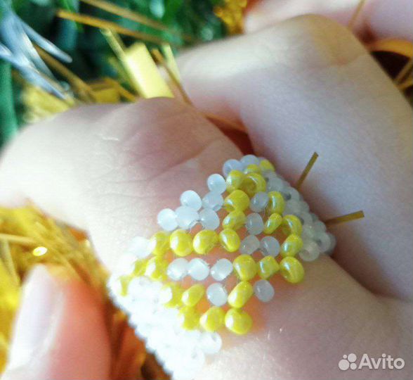 Кольцо из бисера