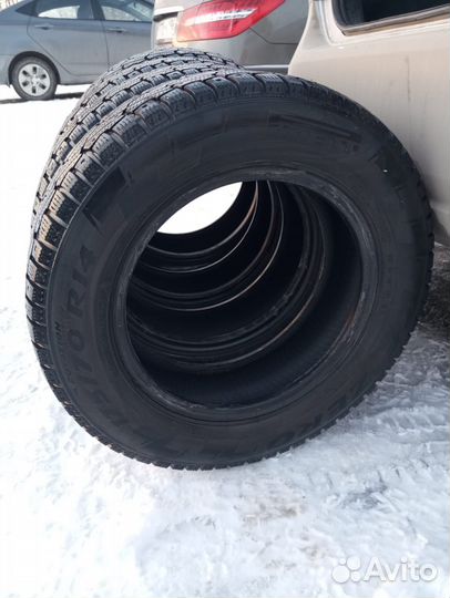 Pirelli Ice Zero 175/70 R14