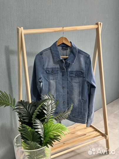 Куртка джинсовая