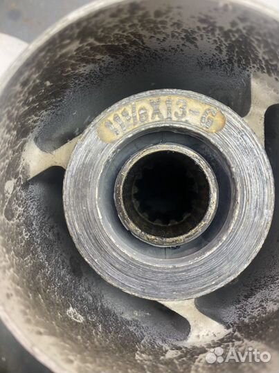 Винт 11 1/8*13 (шаг13) (13 шлицов) (30-65HP)