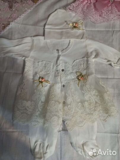 Комплект на выписку для девочки