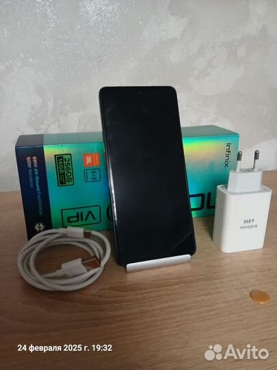 Infinix Note 30 VIP, 8/256 ГБ