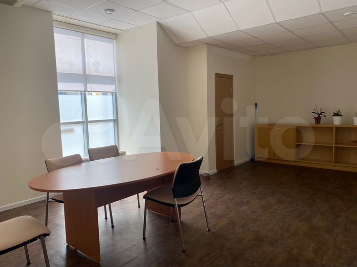 Офис, 185 м²