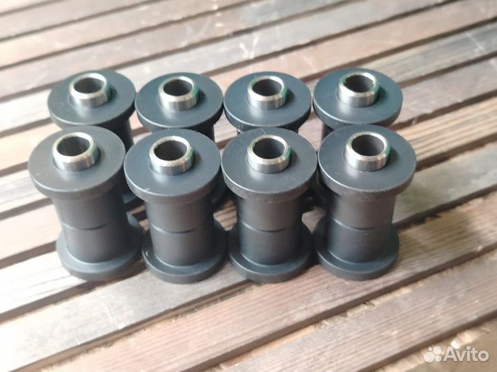 Капролоновые втулки задней подвески Stels Guepard