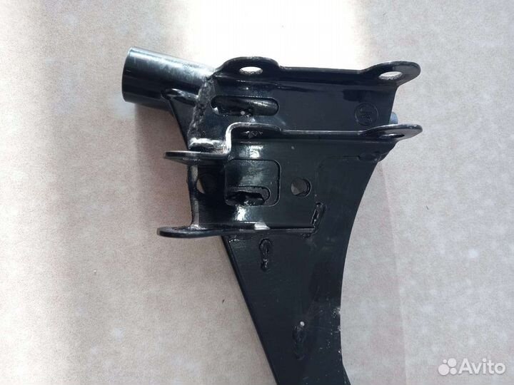 Рычаг передний BRP