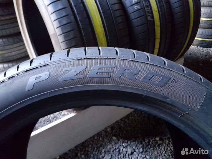 Pirelli P Zero 275/40 R20 и 315/35 R20 110W