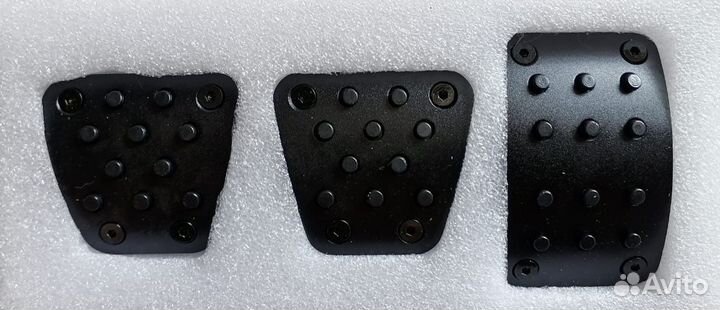 Накладки на педали универсальные