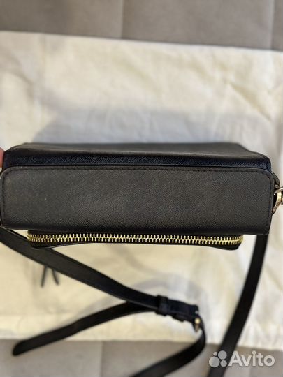 Сумка кроссбоди dkny