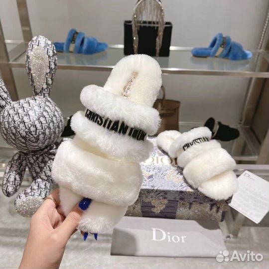 Меховые тапочки Christian Dior (новые)