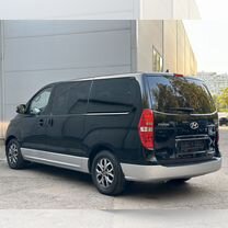 Hyundai H-1 2.5 AT, 2019, 116 000 км, с пробегом, цена 2 550 000 руб.