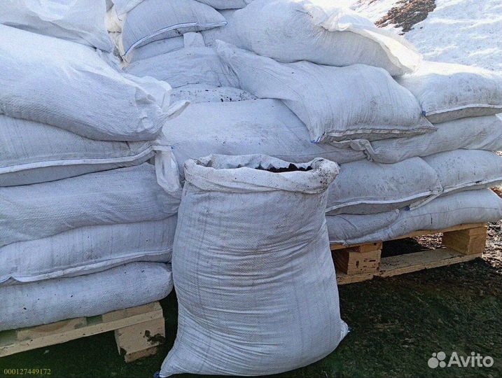 Плодородная земля в мешках