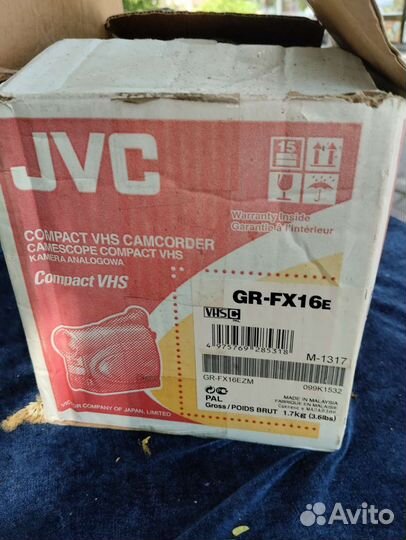 Видео камера JVC