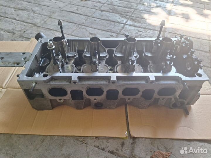 Головка блока цилиндров MR479QA