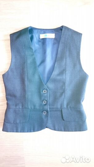 Школьная жилетка Olmi, на рост 128 см