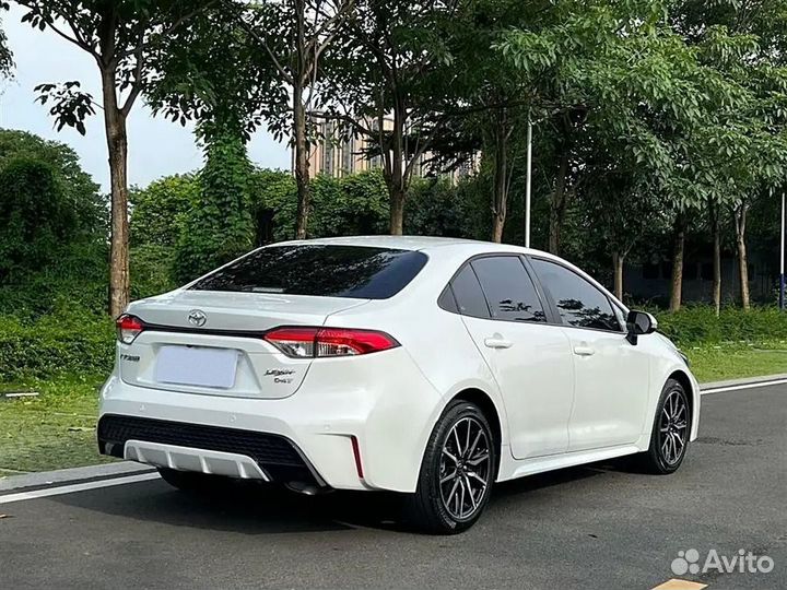 Toyota Corolla 1.8 CVT, 2021, 15 236 км