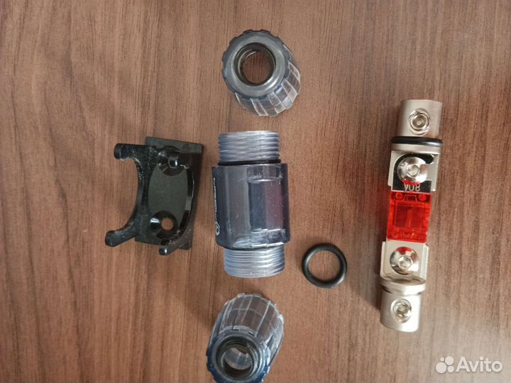 Держатель предохранителя 80А