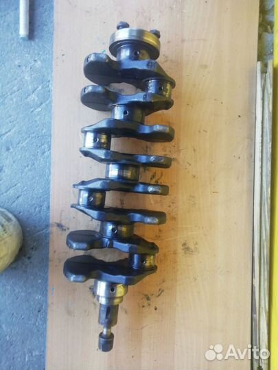 Коленвал Mitsubishi RVR