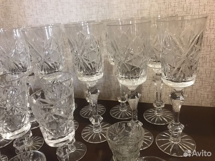 Фужеры, бокалы, рюмки из хрусталя