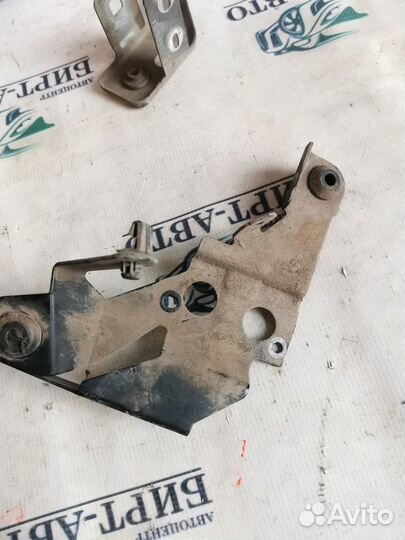 Кронштейн блока ABS (насос) Renault Megane III (20