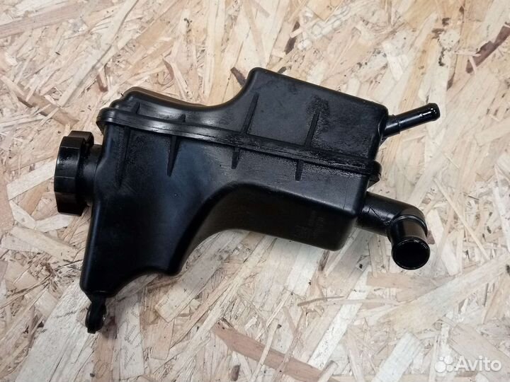 Бачок гур Chevrolet Cruze