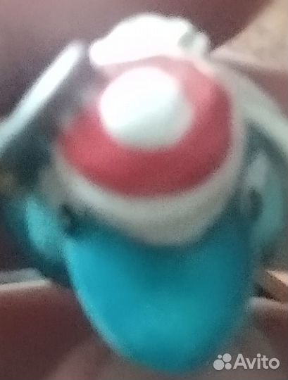 Фигурка дельфина