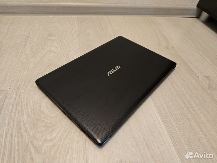 Ноутбук asus X502 / Intel / 4 GB / SSD 240 GB