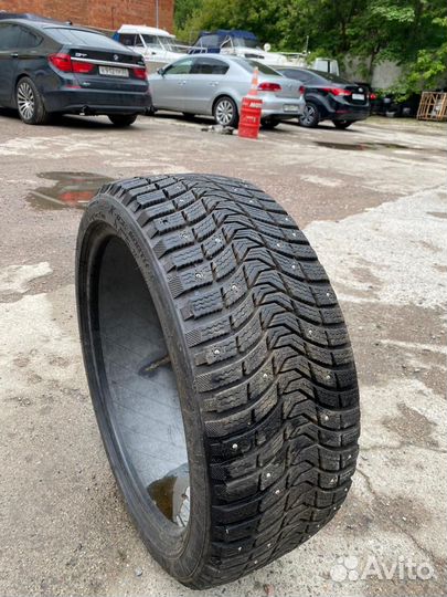 Michelin X-Ice North 3 225/40 R19