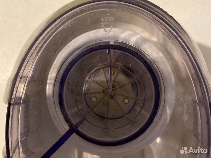 Соковыжималка центробежная Redmond RJ-907