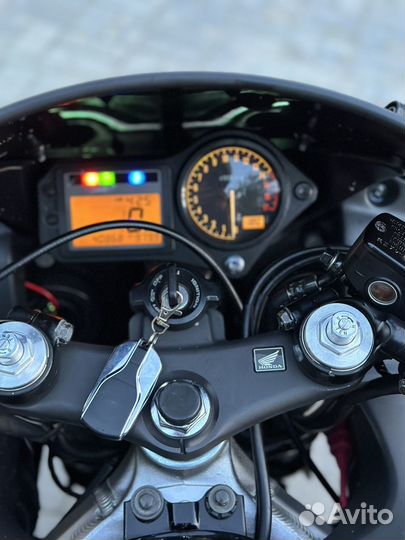 Продам honda CBR F4I