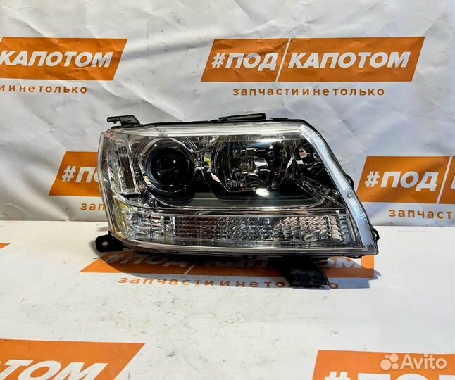 Фара Ксенон прав. Suzuki Grand Vitara 2 рест. 2010